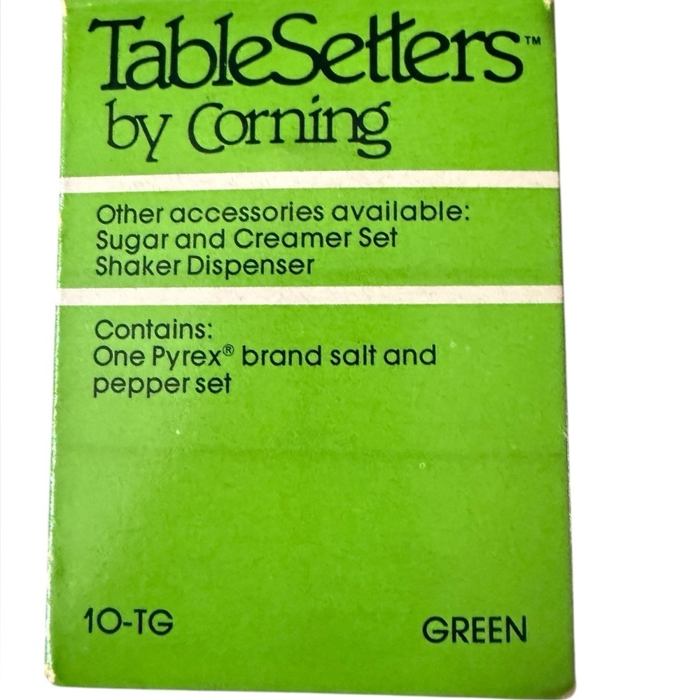 Vintage 1960s Pyrex Salt & Pepper Shakers โ Green Tops โ New in Box - Picture 14 of 14